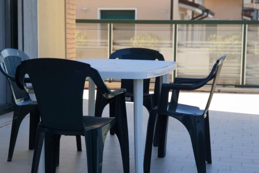 Appartamento Nuovo Centralissimo 150 Mt Dal Mare Lido di Jesolo Ngoại thất bức ảnh