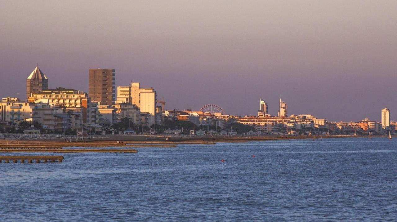 Appartamento Nuovo Centralissimo 150 Mt Dal Mare Lido di Jesolo Ngoại thất bức ảnh